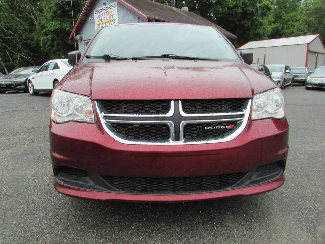 Used 2018 Dodge Grand Caravan SE w/ UConnect Hands-Free Group FWD image 2