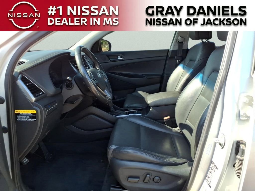 Used 2016 Hyundai Tucson Limited w/ Option Group 03 FWD image 22