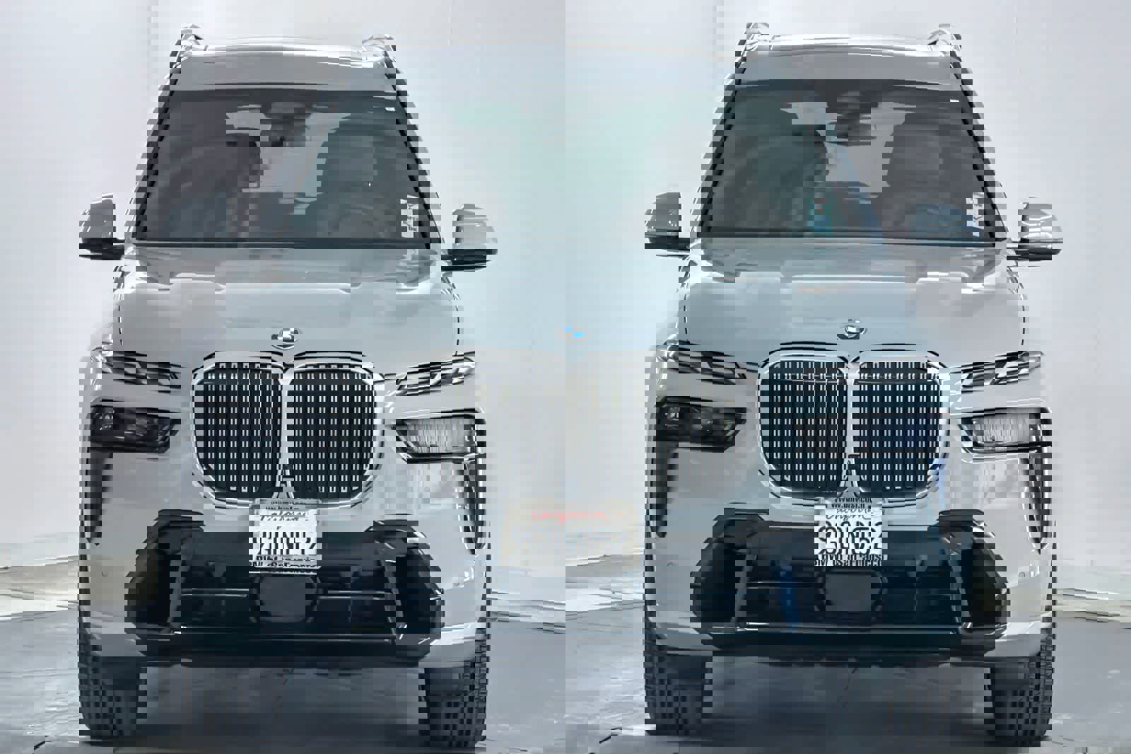 Certified 2024 BMW X7 xDrive40i w/ M Sport Package image 10