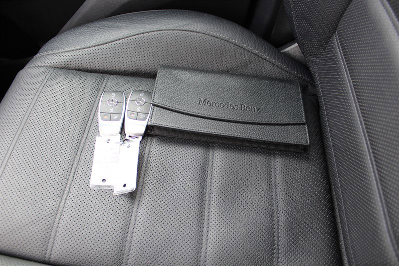 Used 2022 Mercedes-Benz GLS 450 4MATIC image 25