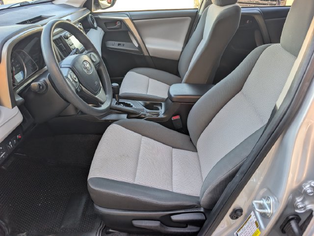 Used 2015 Toyota RAV4 LE FWD image 8
