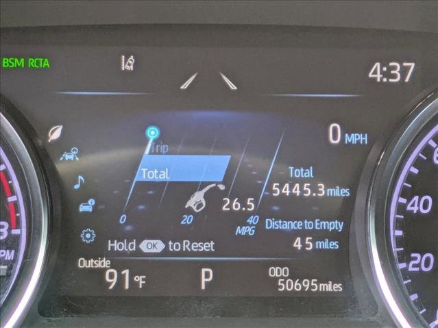 Used 2019 Toyota Camry XLE FWD image 11
