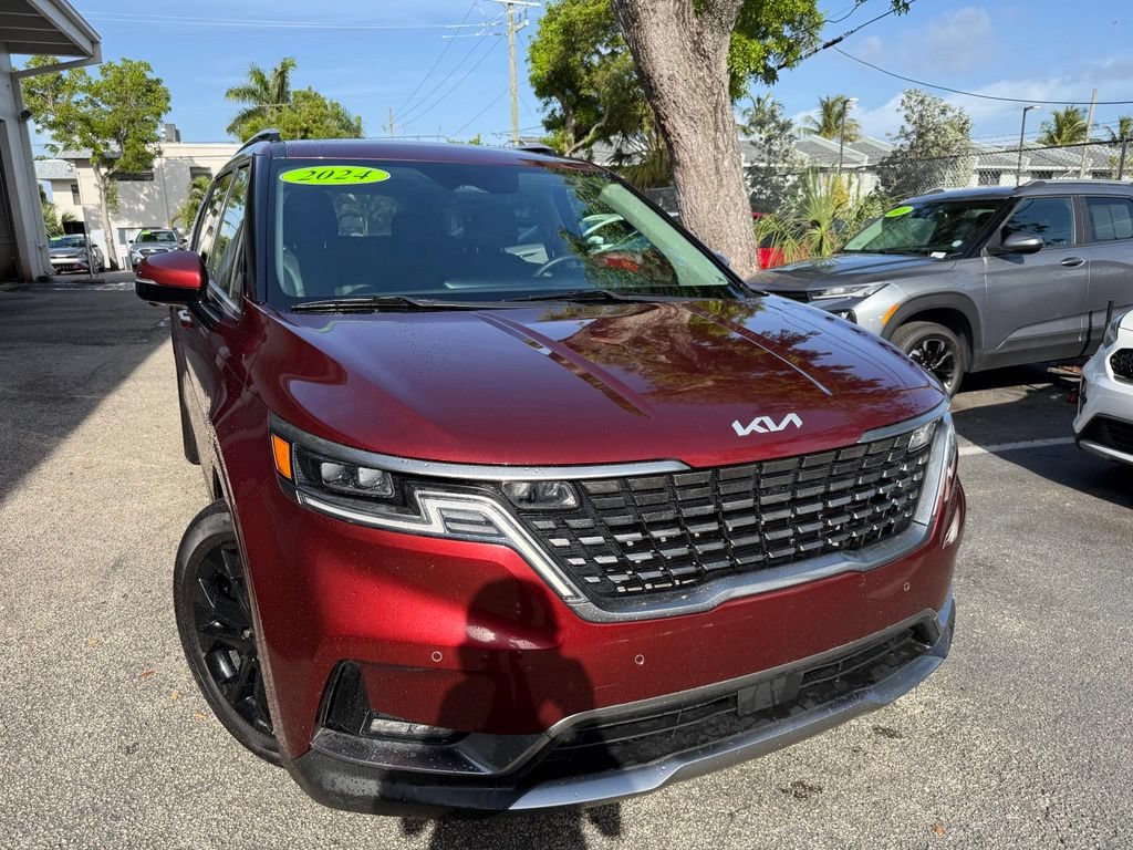 Certified 2024 Kia Carnival SX Prestige FWD image 1