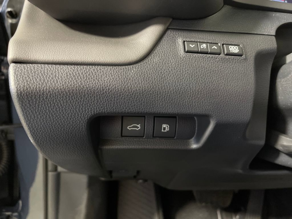 New 2026 Toyota Crown Nightshade image 30