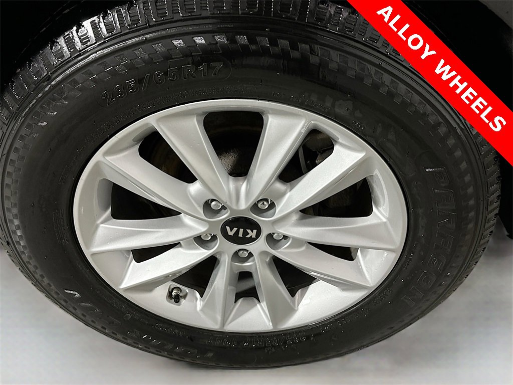 Used 2019 Kia Sorento AWD image 32