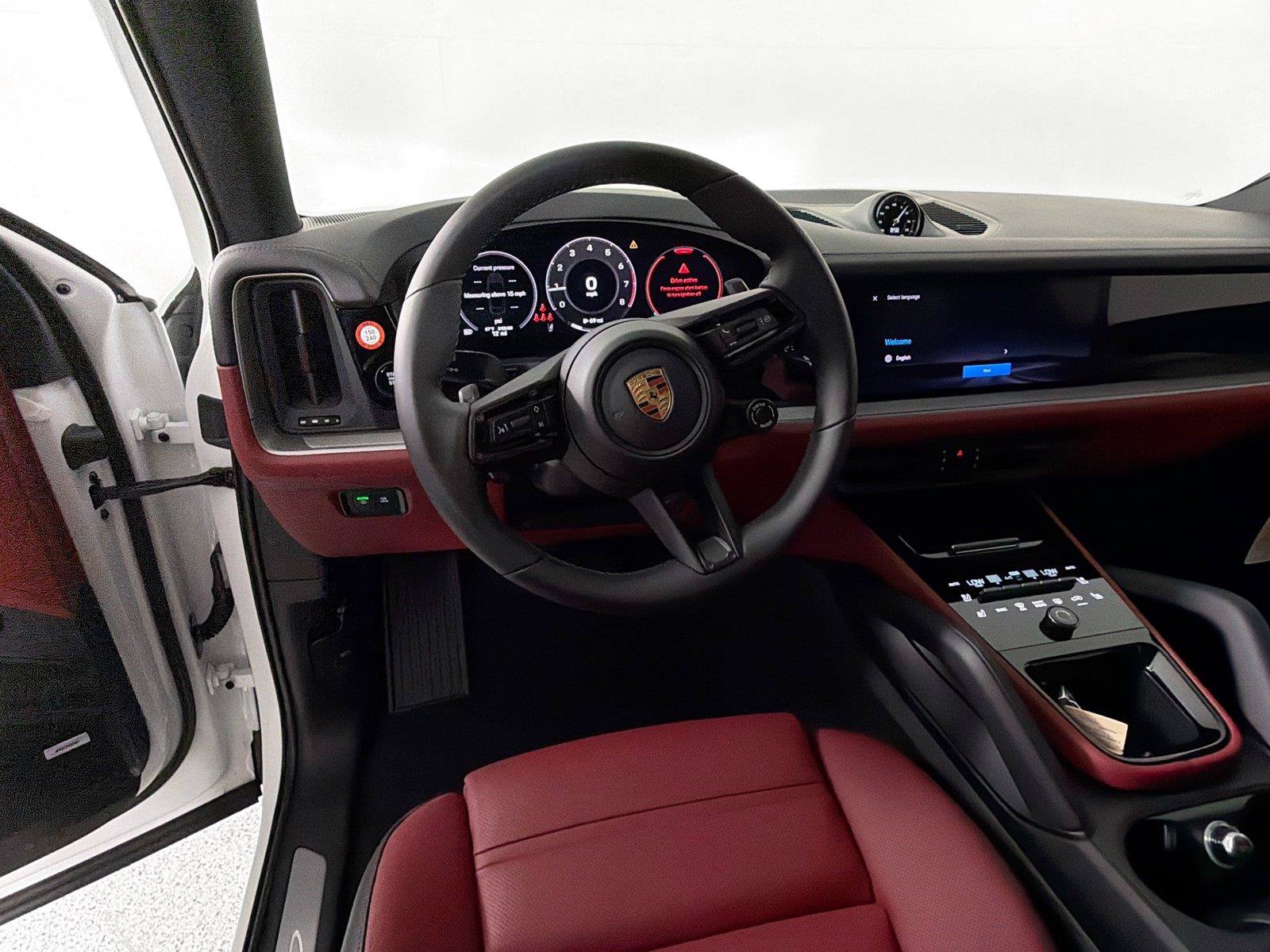 Certified 2026 Porsche Cayenne Coupe AWD/4WD image 18