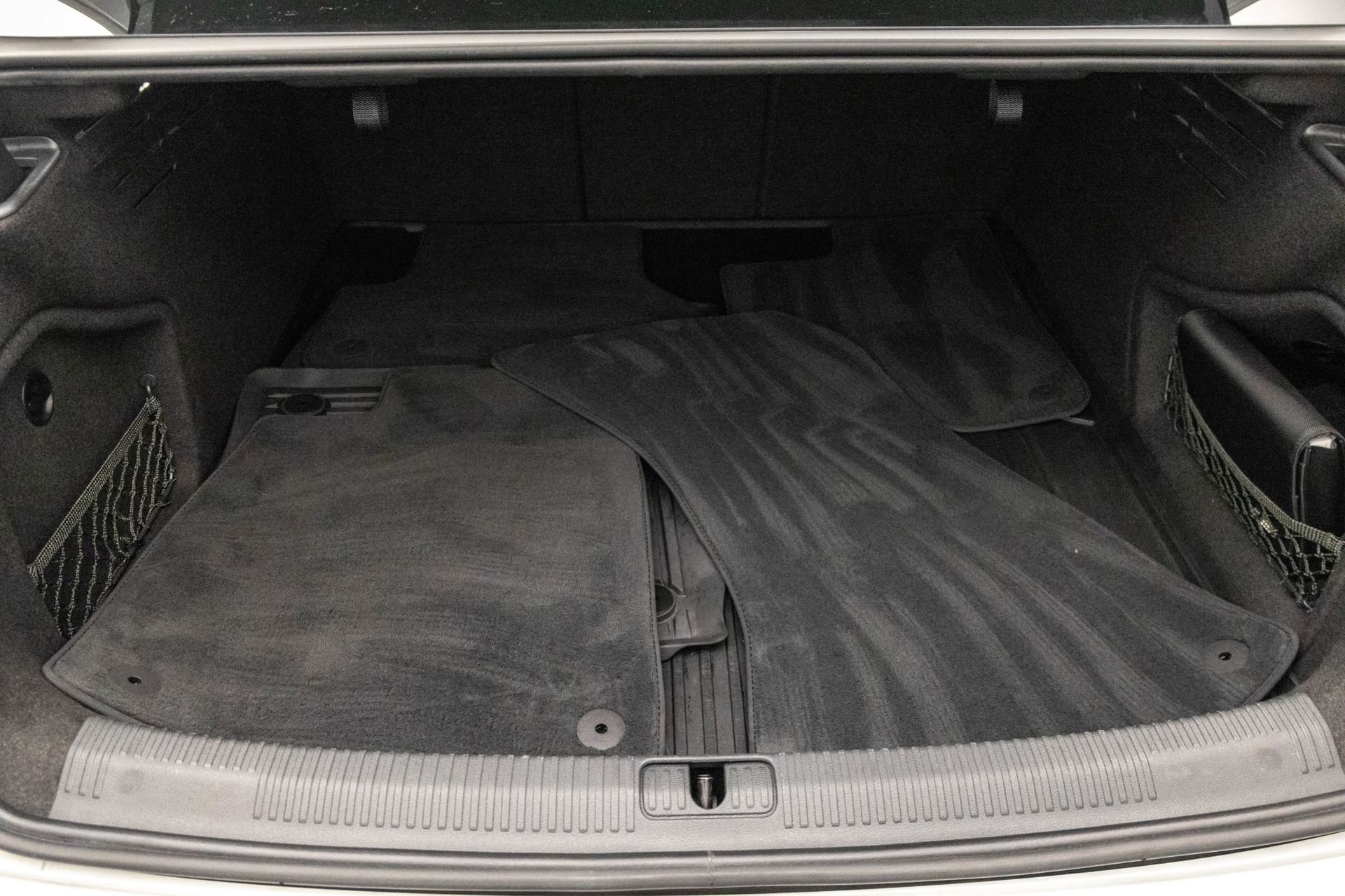 Used 2017 Audi A4 2.0T Premium Plus w/ Premium Plus Package image 38