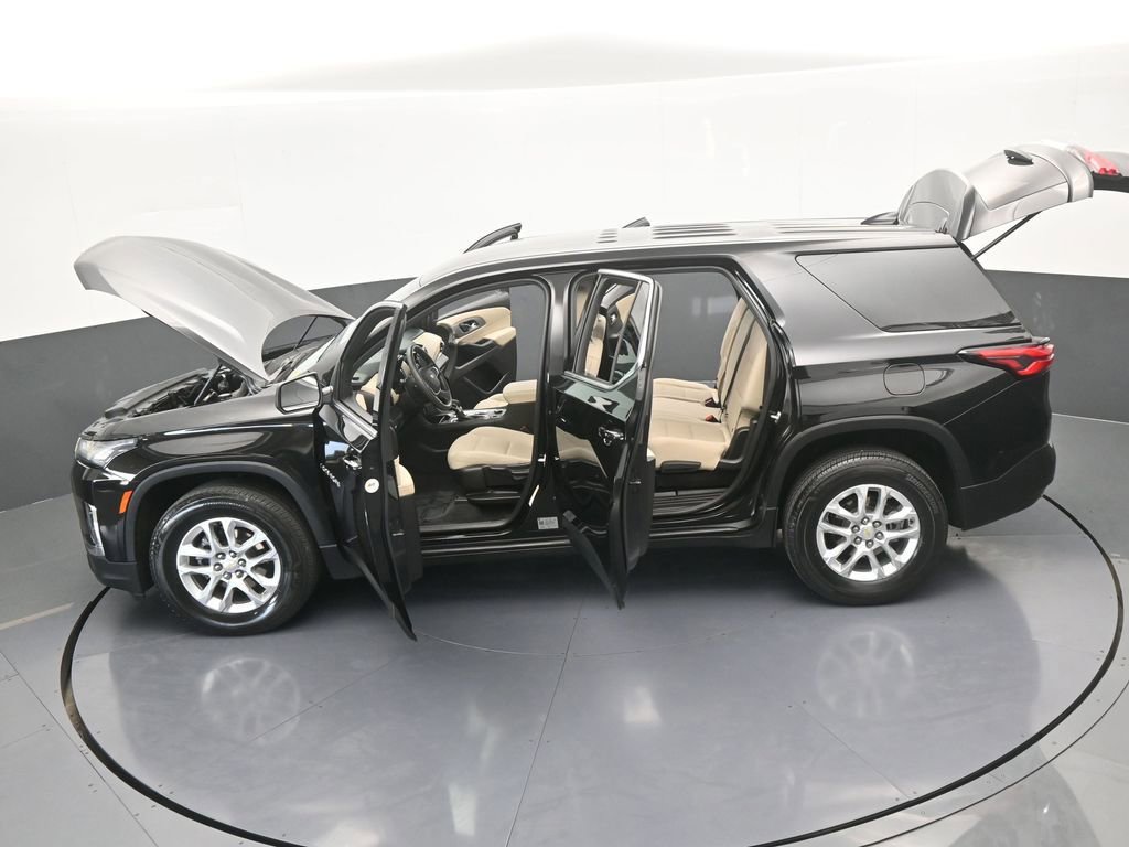 Used 2023 Chevrolet Traverse LS image 63