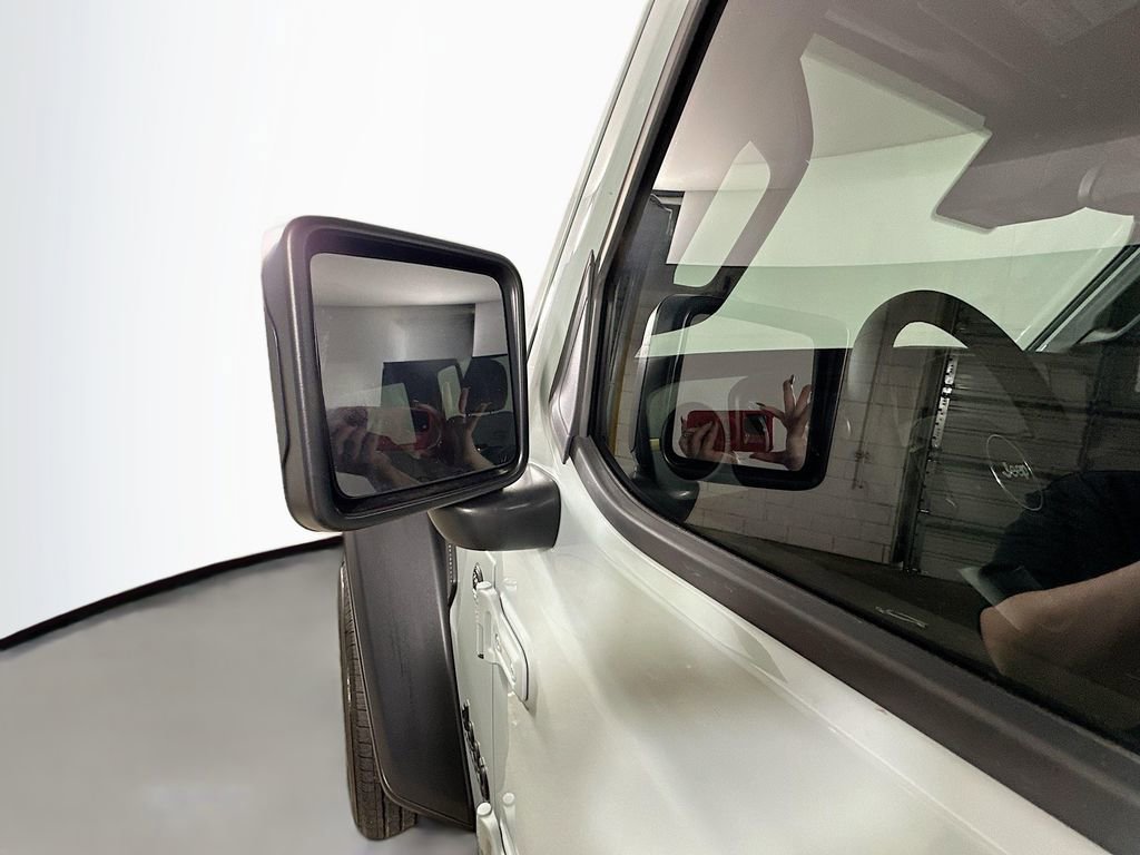 Used 2024 Jeep Wrangler Willys image 35