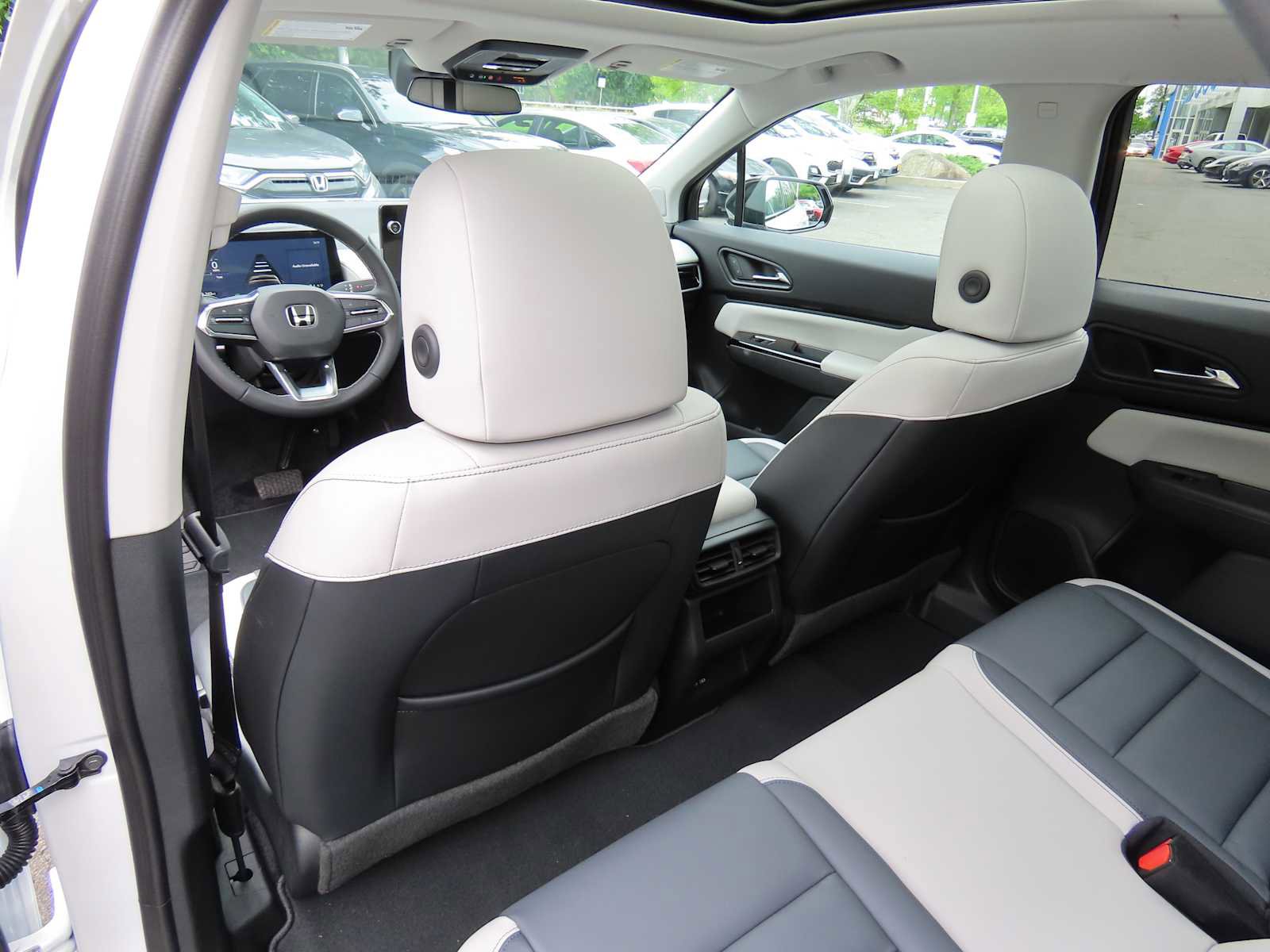 New 2026 Honda Prologue Touring image 14