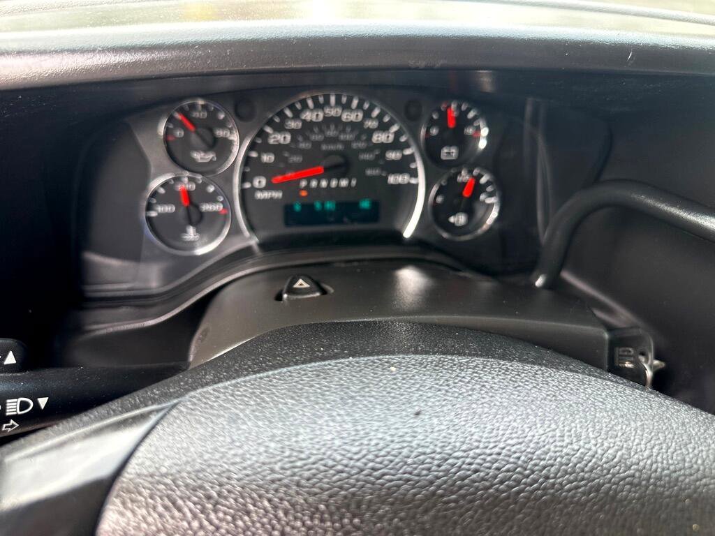 Used 2015 Chevrolet Express 3500 LS image 30