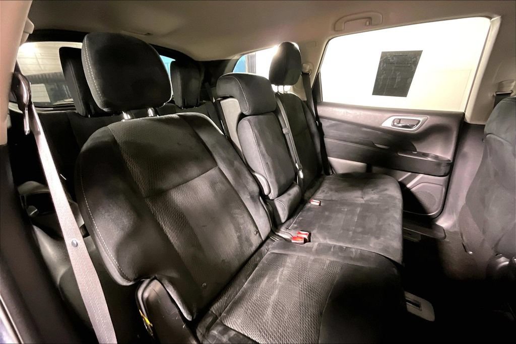 Used 2015 Nissan Pathfinder SV w/ Cargo Package FWD image 32