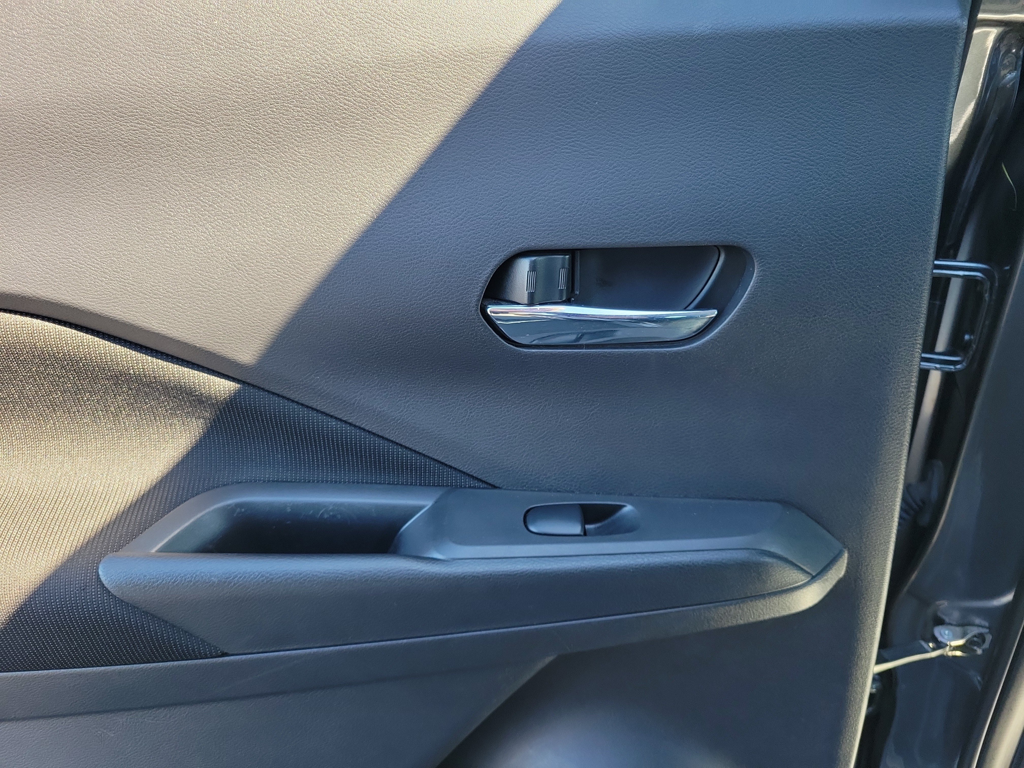 Certified 2023 Nissan Kicks SV FWD image 12