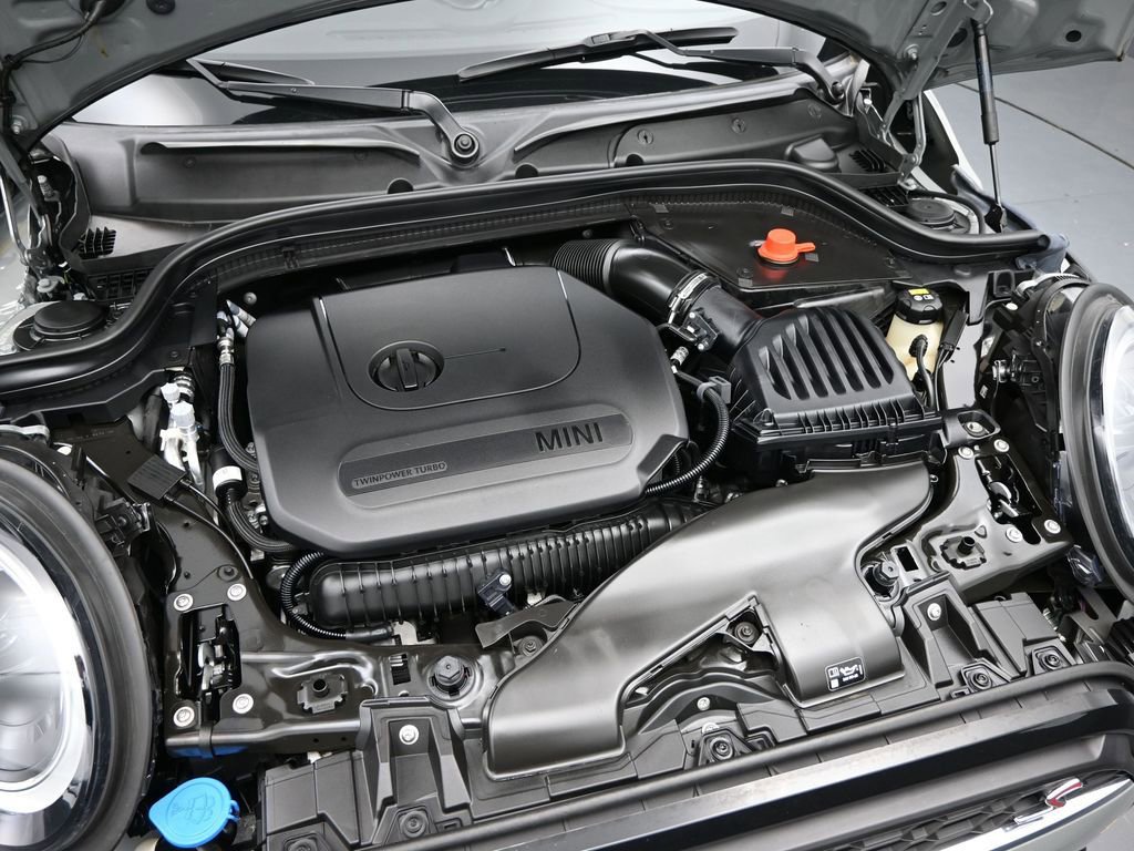 Used 2023 MINI Cooper S w/ Driver Assistance Package image 10