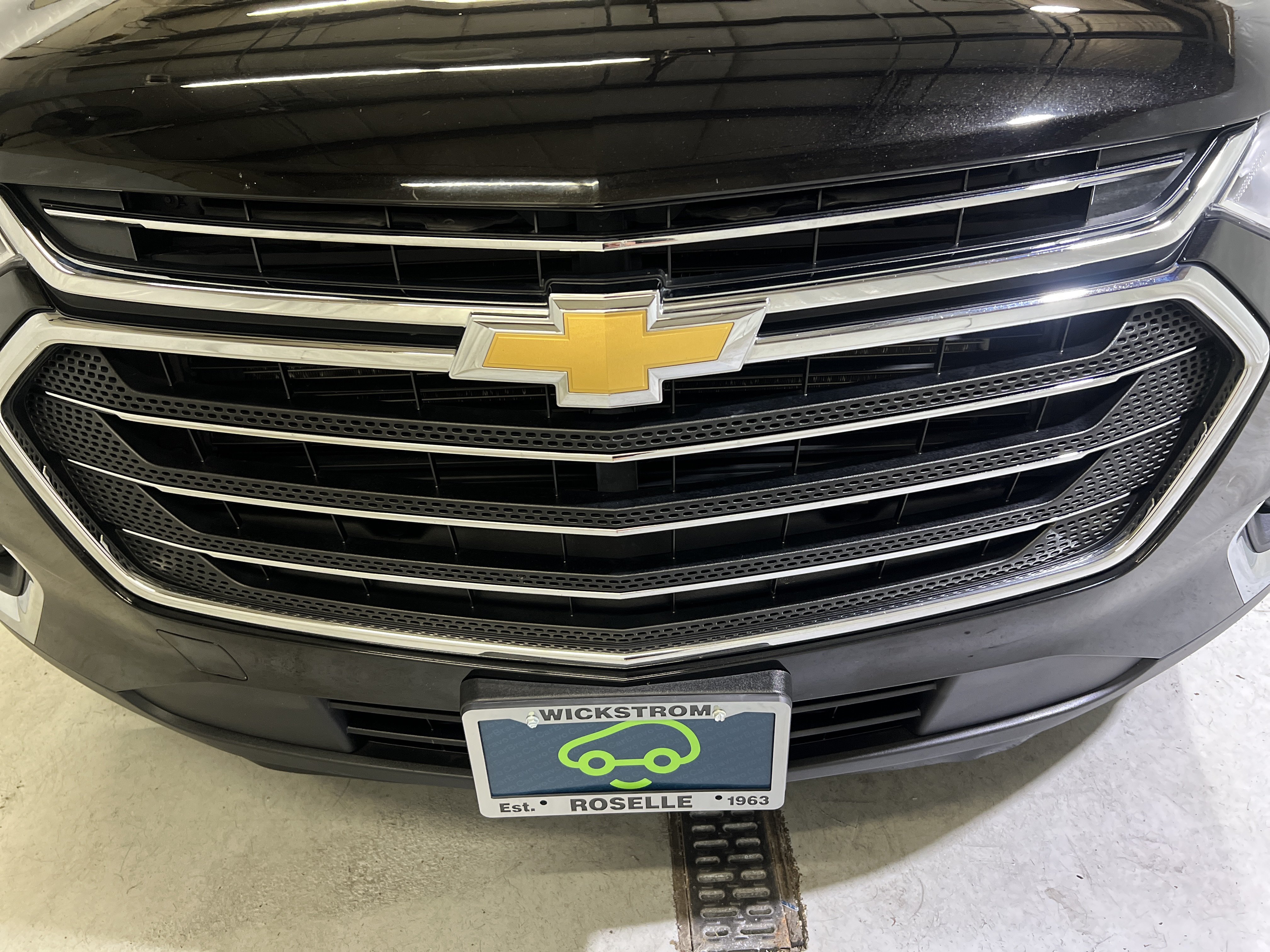 Used 2019 Chevrolet Traverse LT w/ LPO, Floor Liner Package AWD/4WD image 4