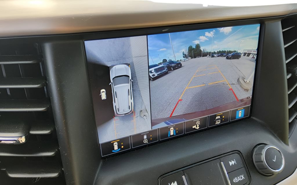 Used 2023 GMC Acadia Denali w/ Denali Technology Package AWD/4WD image 11