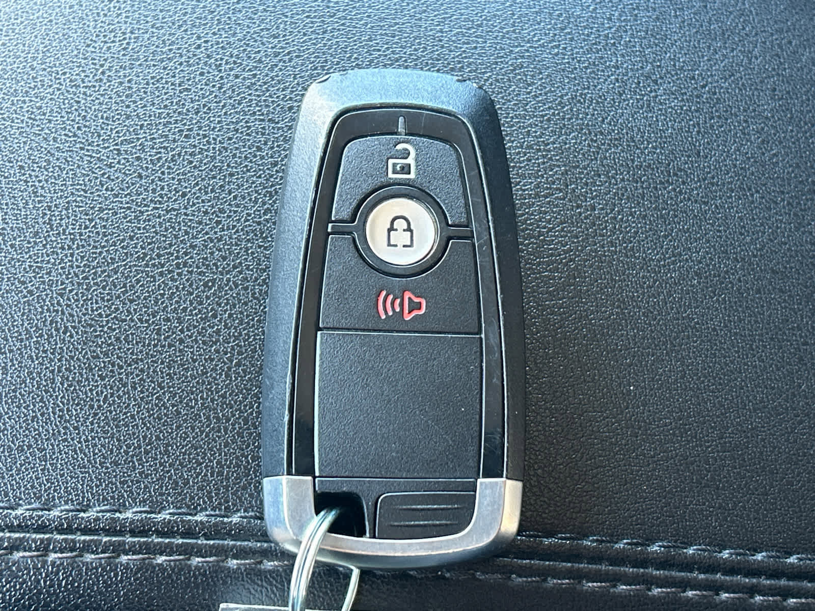 Used 2023 Ford Edge SEL image 41