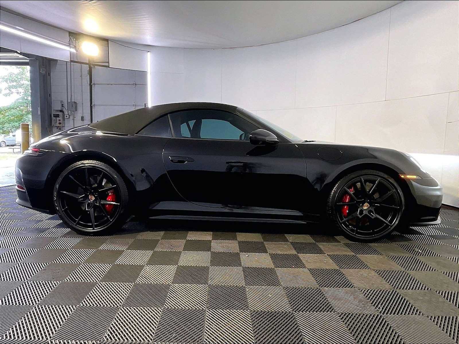 Certified 2026 Porsche 911 Carrera S RWD image 8