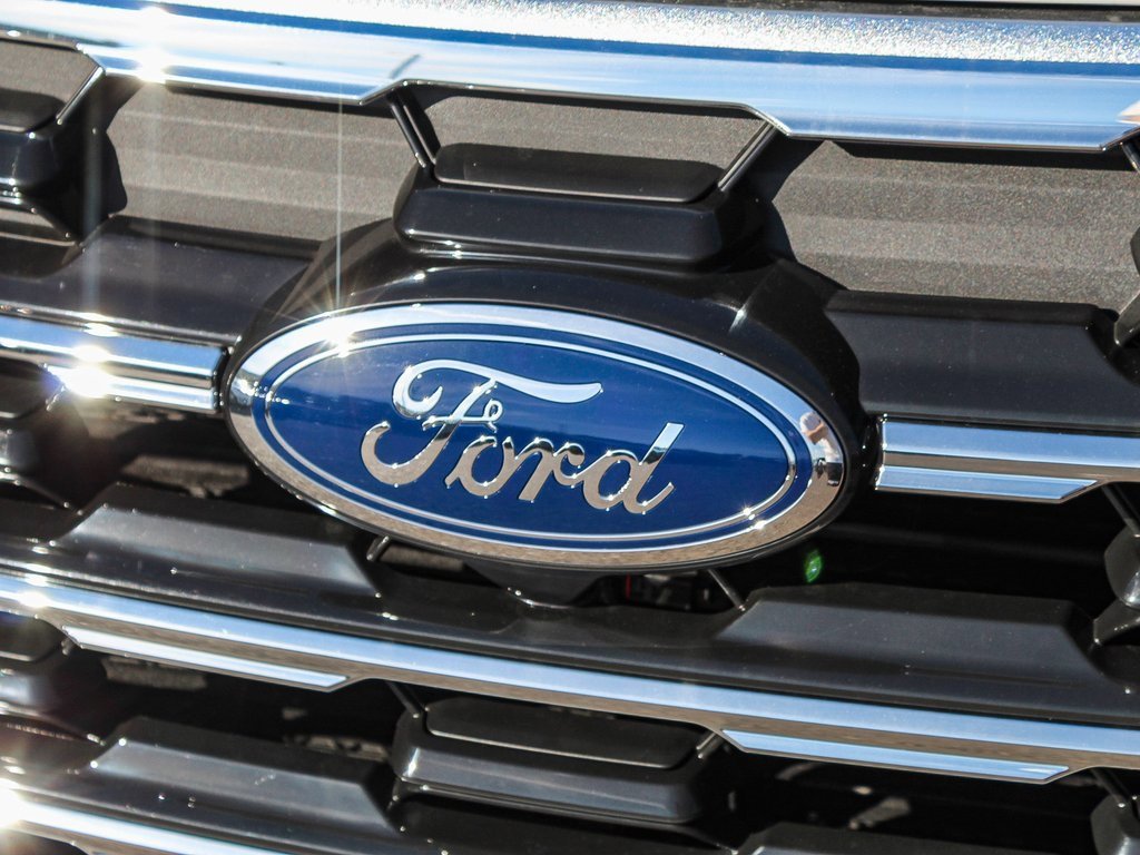 New 2026 Ford Explorer Active image 5