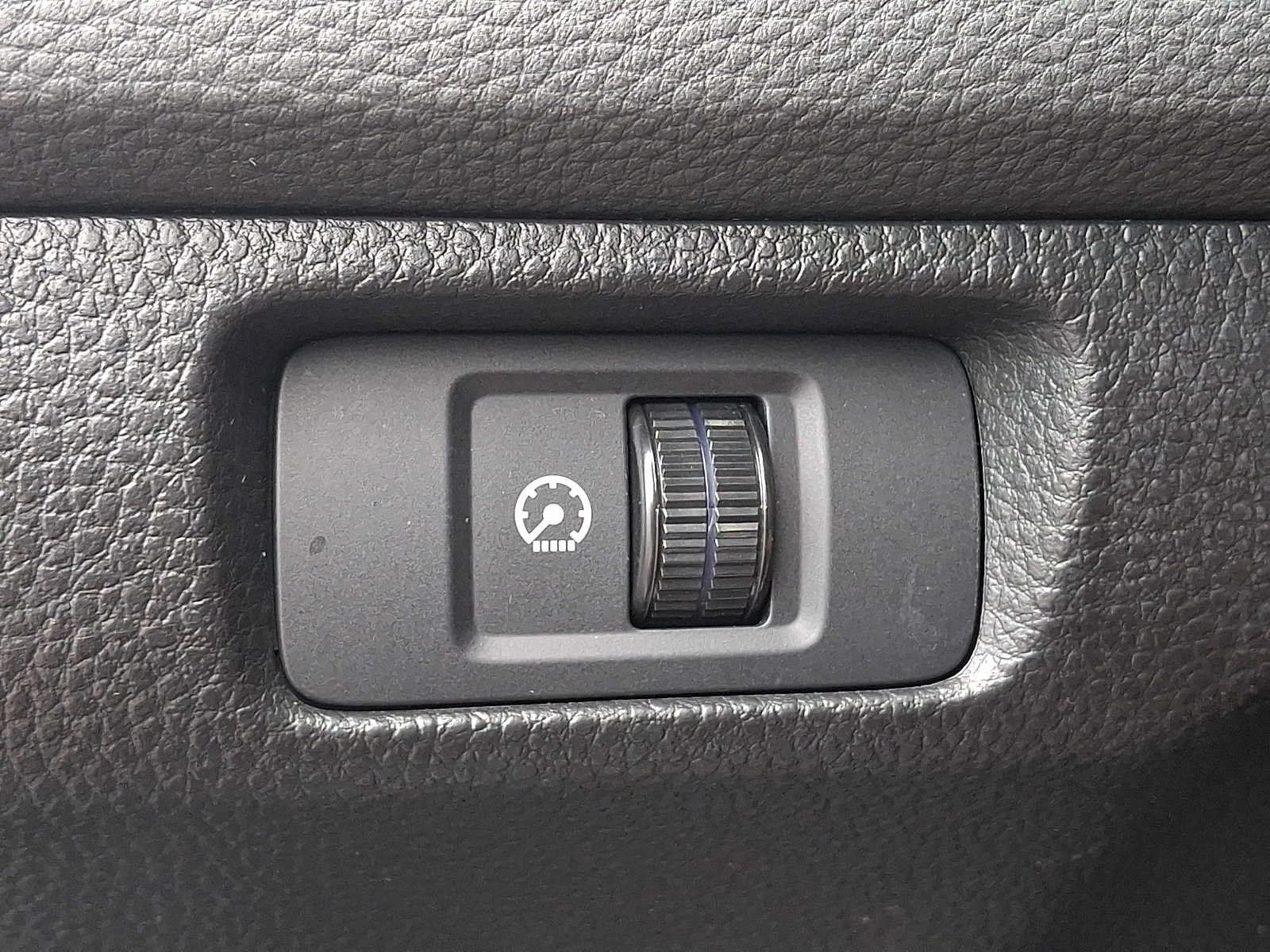 Used 2024 Honda Civic EX-L image 27