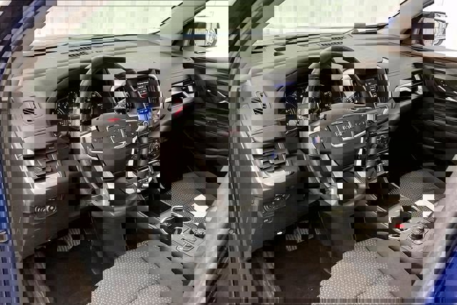 Certified 2022 GMC Terrain SLE w/ Driver Convenience Package image 16