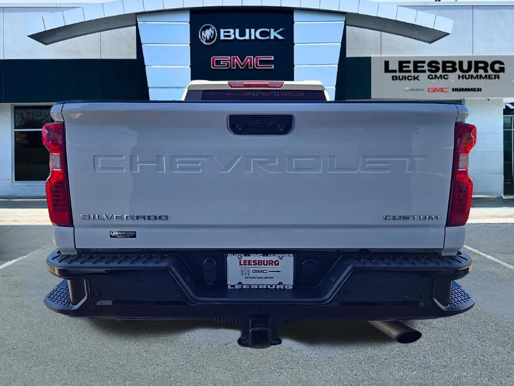 Used 2024 Chevrolet Silverado 2500 Custom w/ Custom Value Package AWD/4WD image 6