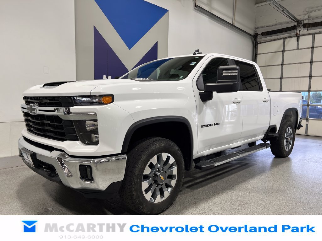 Used 2025 Chevrolet Silverado 2500 LT w/ Convenience Package AWD/4WD image 10