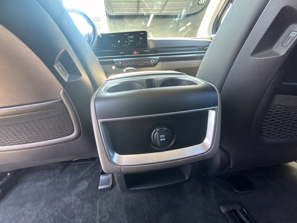 Certified 2026 Kia Carnival FWD image 17