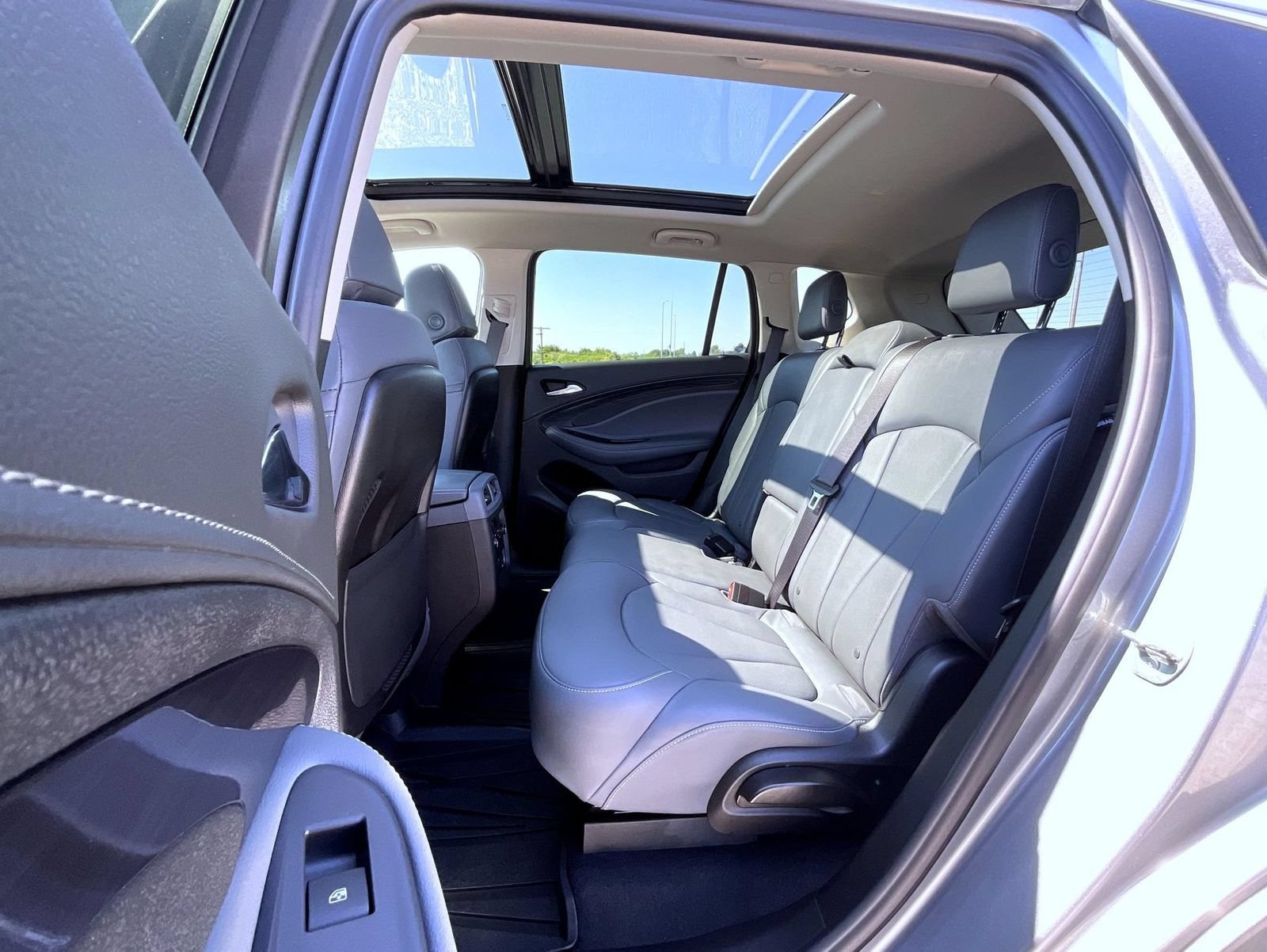 Certified 2020 Buick Envision Premium w/ Driver Confidence Package AWD/4WD image 19