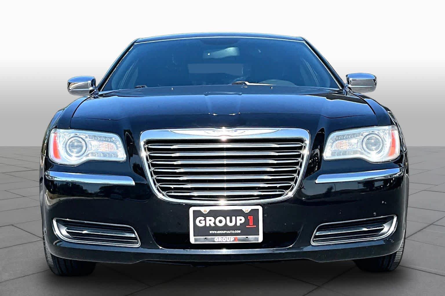 Used 2014 Chrysler 300 Uptown Edition w/ Quick Order Package 22M RWD image 4