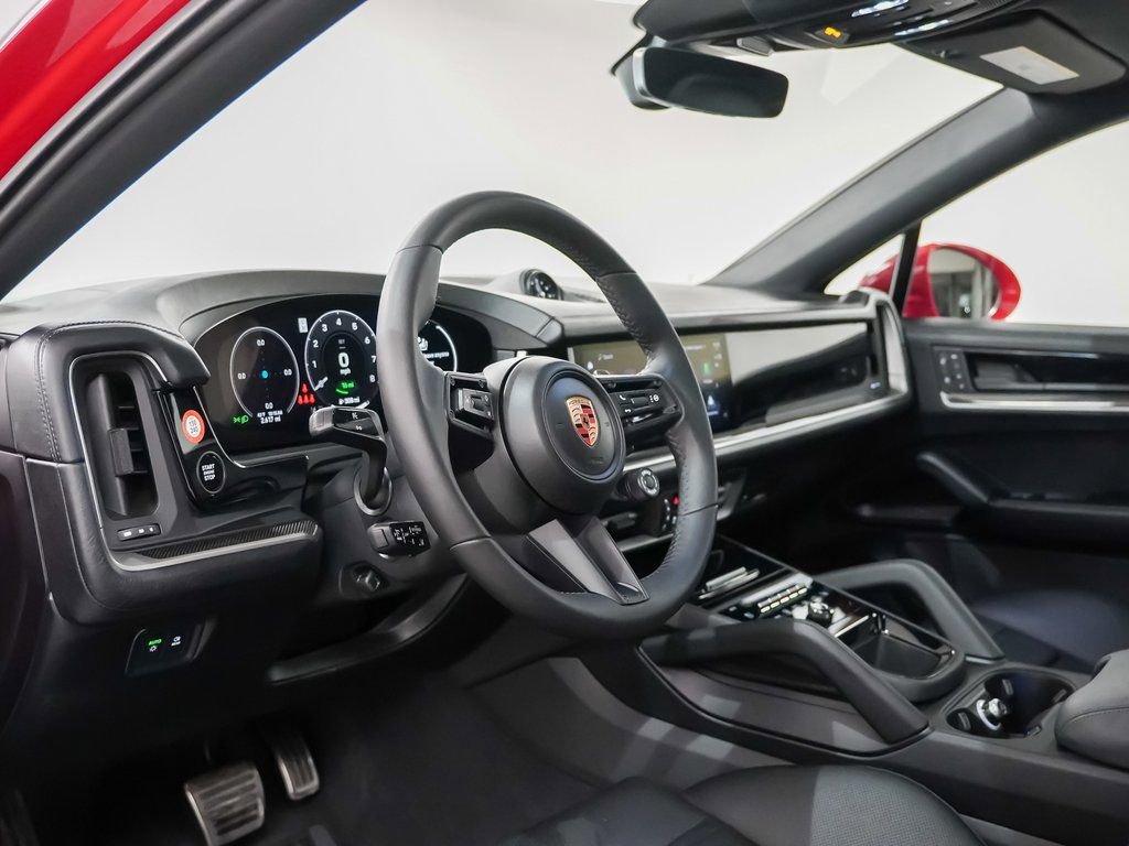 New 2026 Porsche Cayenne S image 4