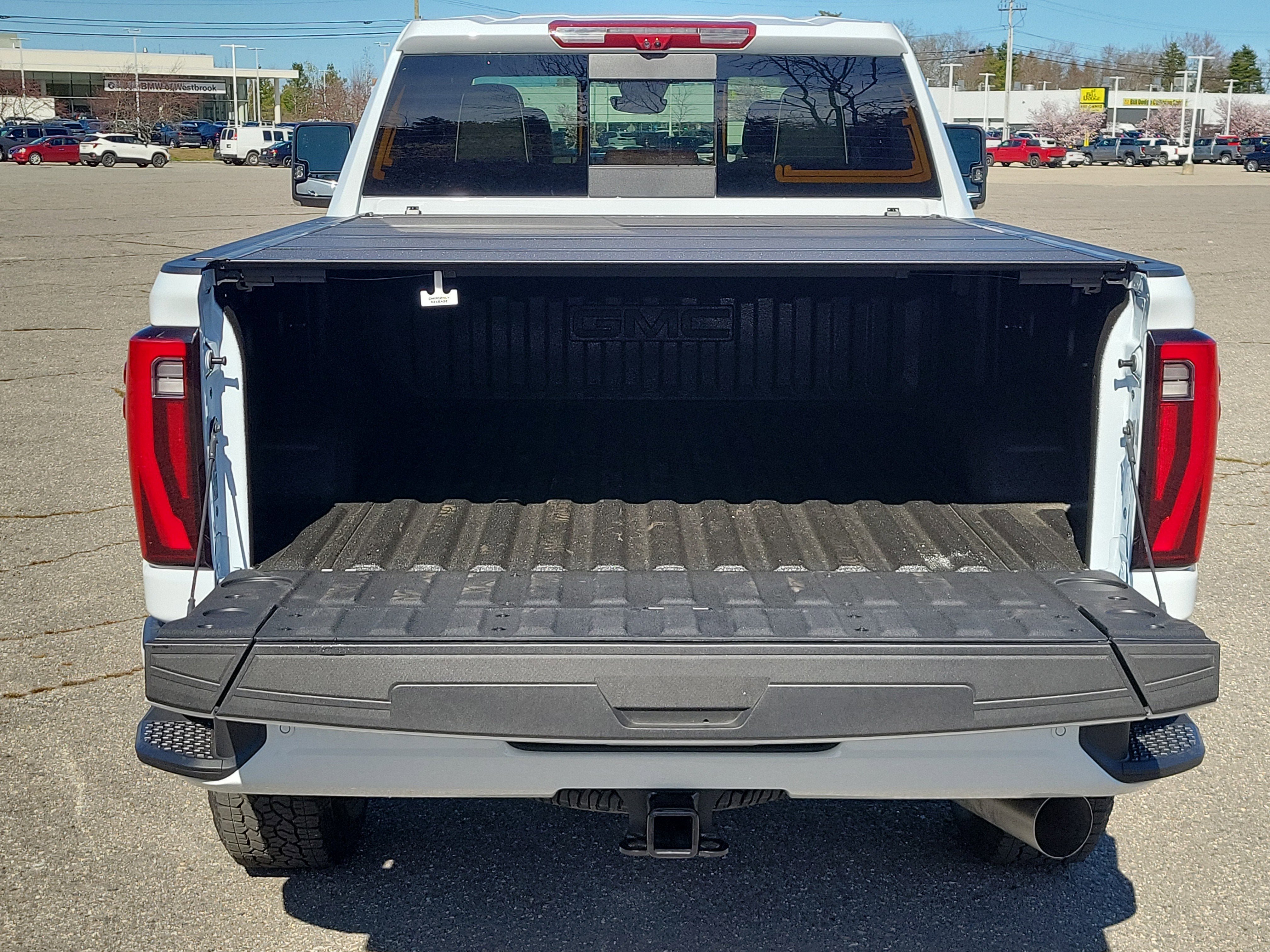 New 2026 GMC Sierra 2500 Denali Ultimate AWD/4WD image 16
