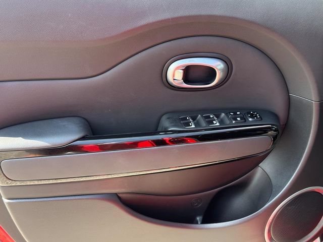 Used 2018 Kia Soul ! FWD image 20