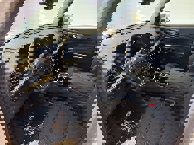 New 2026 Chevrolet Traverse LT w/ Midnight/Sport Edition image 8