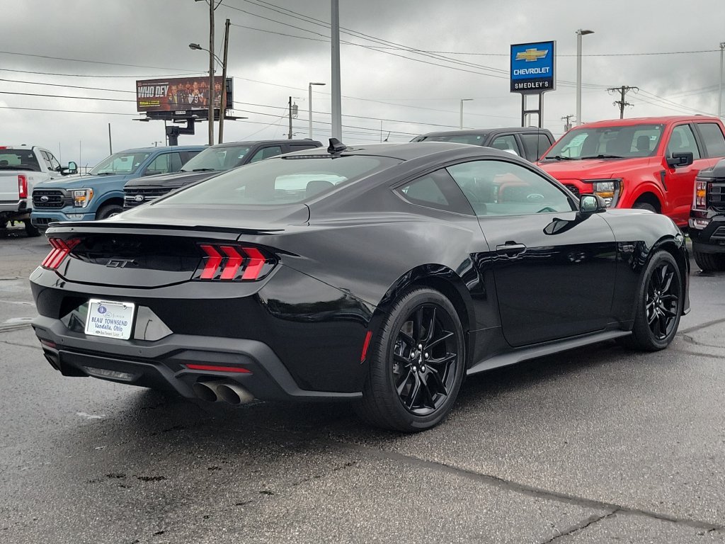 Certified 2026 Ford Mustang GT Premium RWD image 4