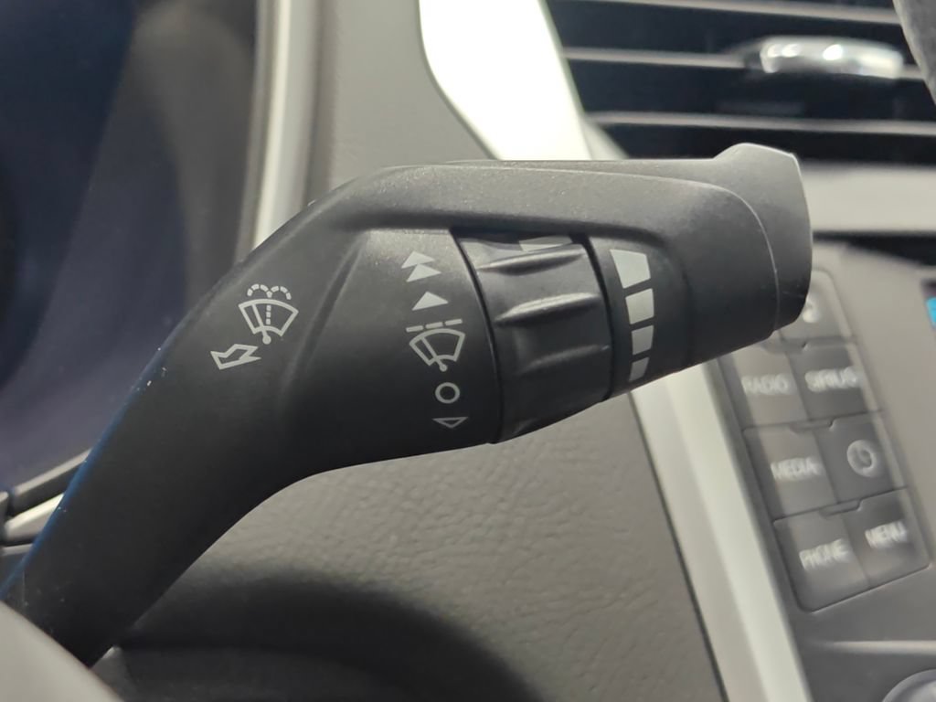 Used 2014 Ford Fusion SE FWD image 13