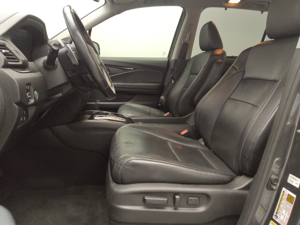 Used 2016 Honda Pilot Elite image 17