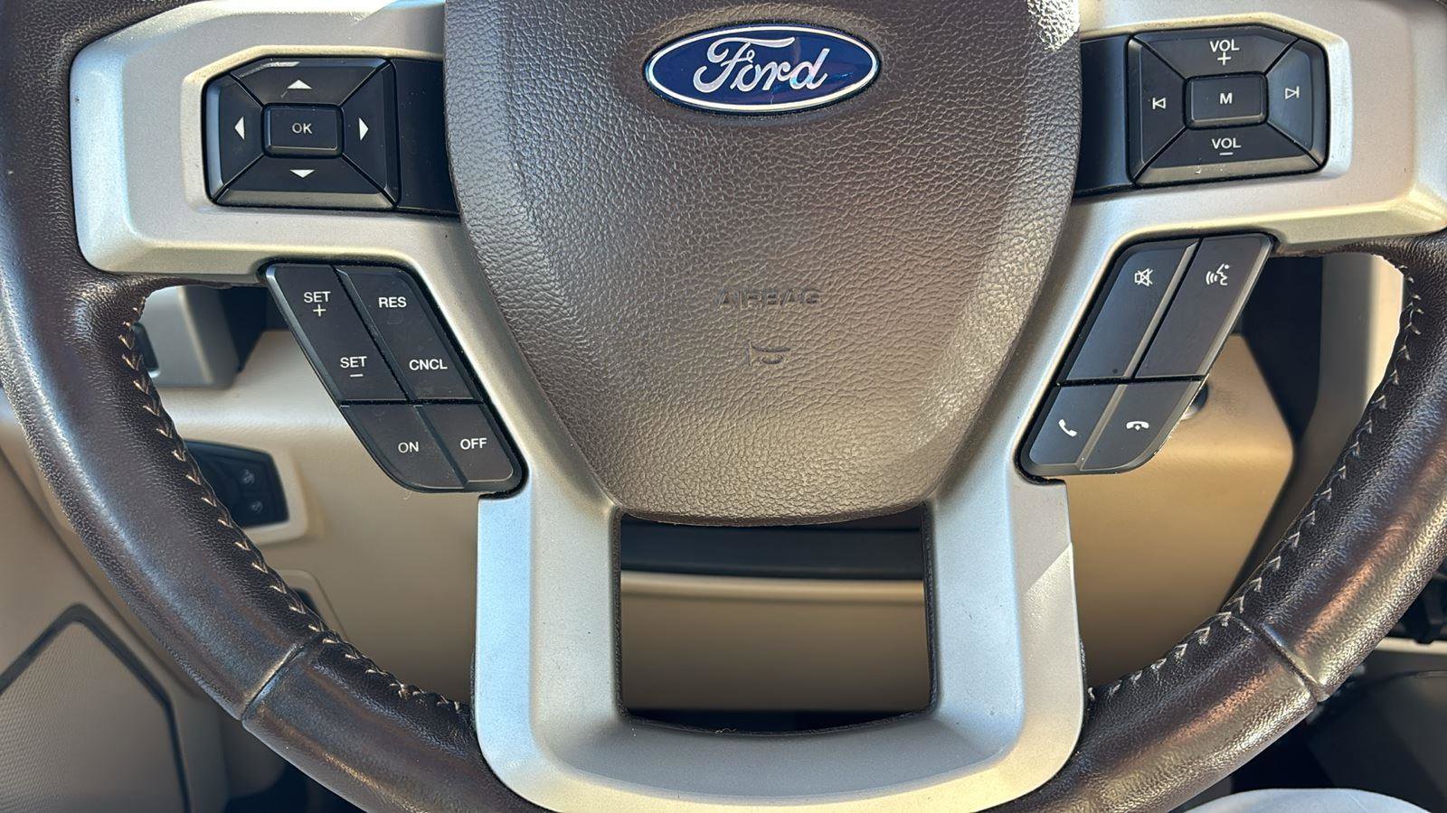 Used 2019 Ford F150 Lariat w/ Equipment Group 502A Luxury image 22