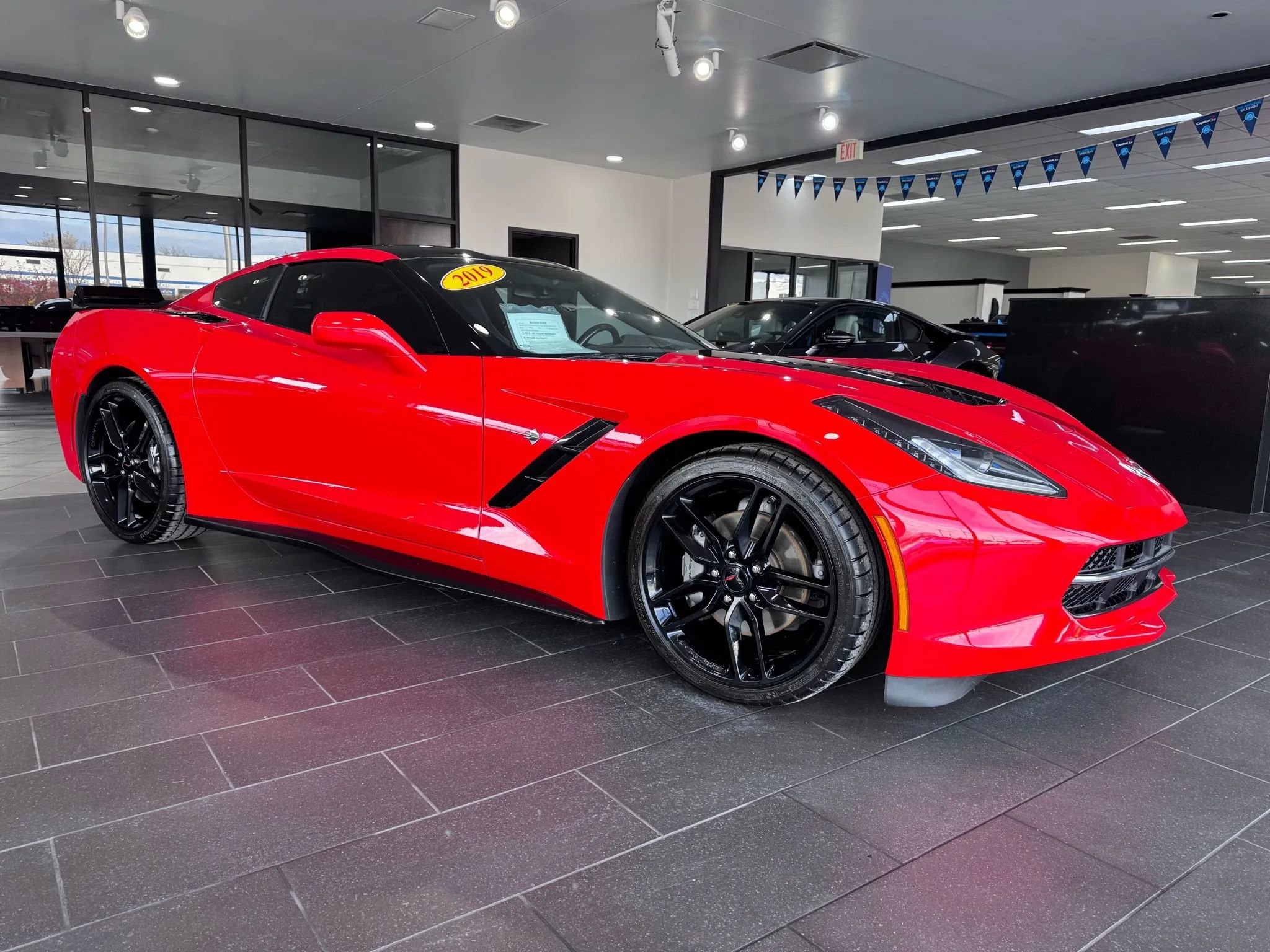 Used 2019 Chevrolet Corvette Stingray Coupe w/ 1LT image 6