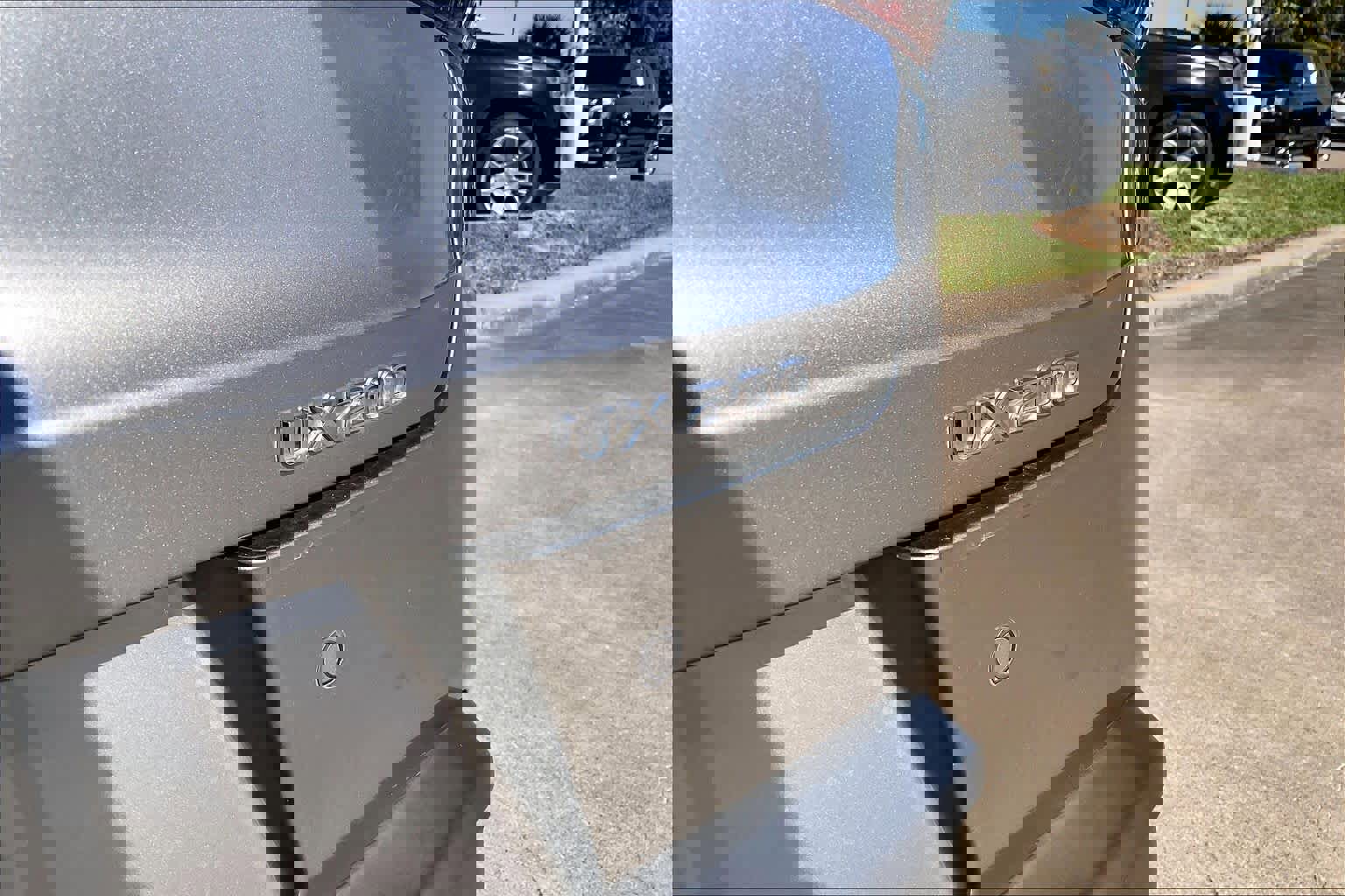 Used 2020 Lexus UX 200 w/ Accessory Package 2 image 28