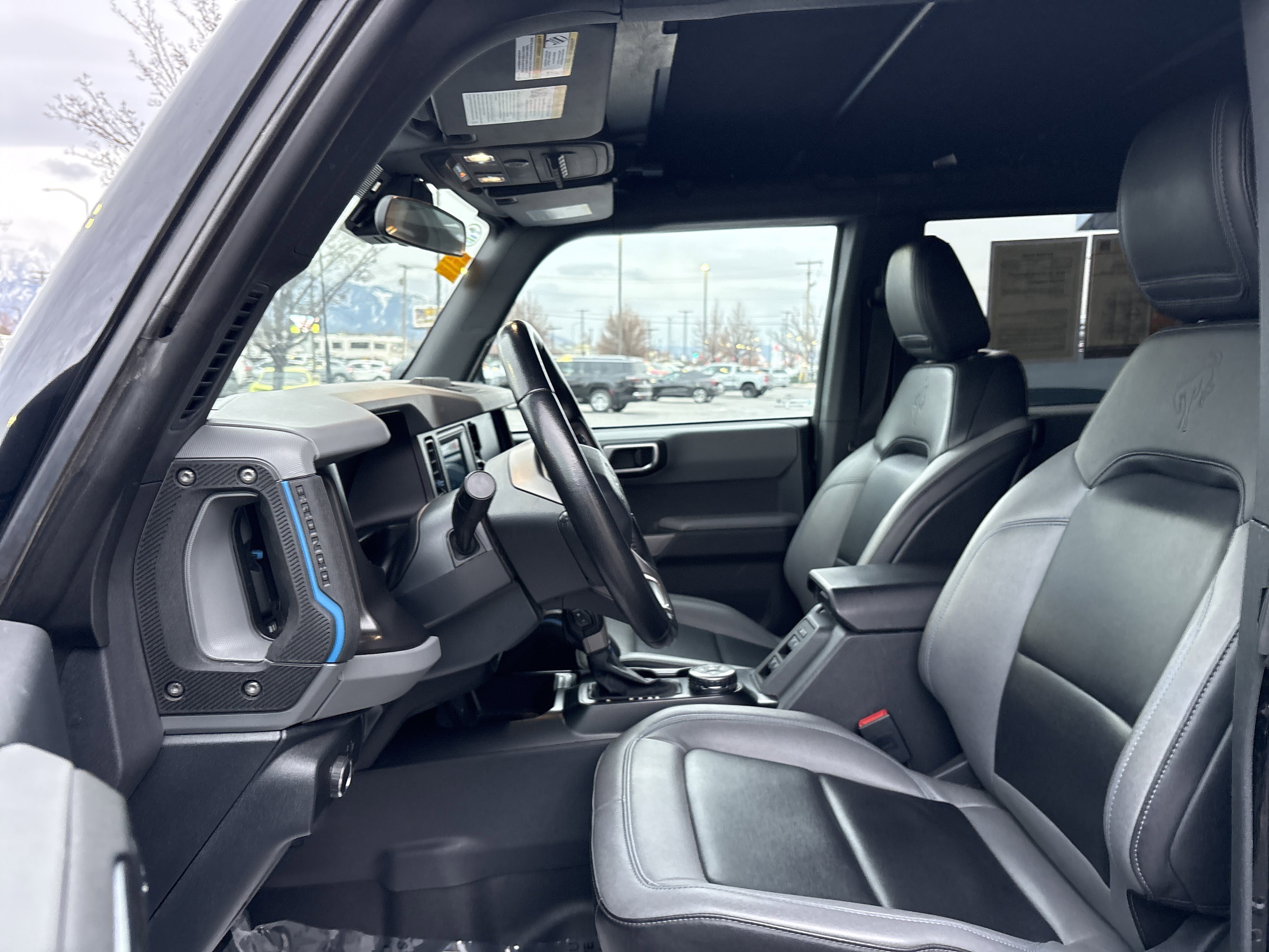 Used 2021 Ford Bronco Black Diamond w/ Sasquatch Package image 13