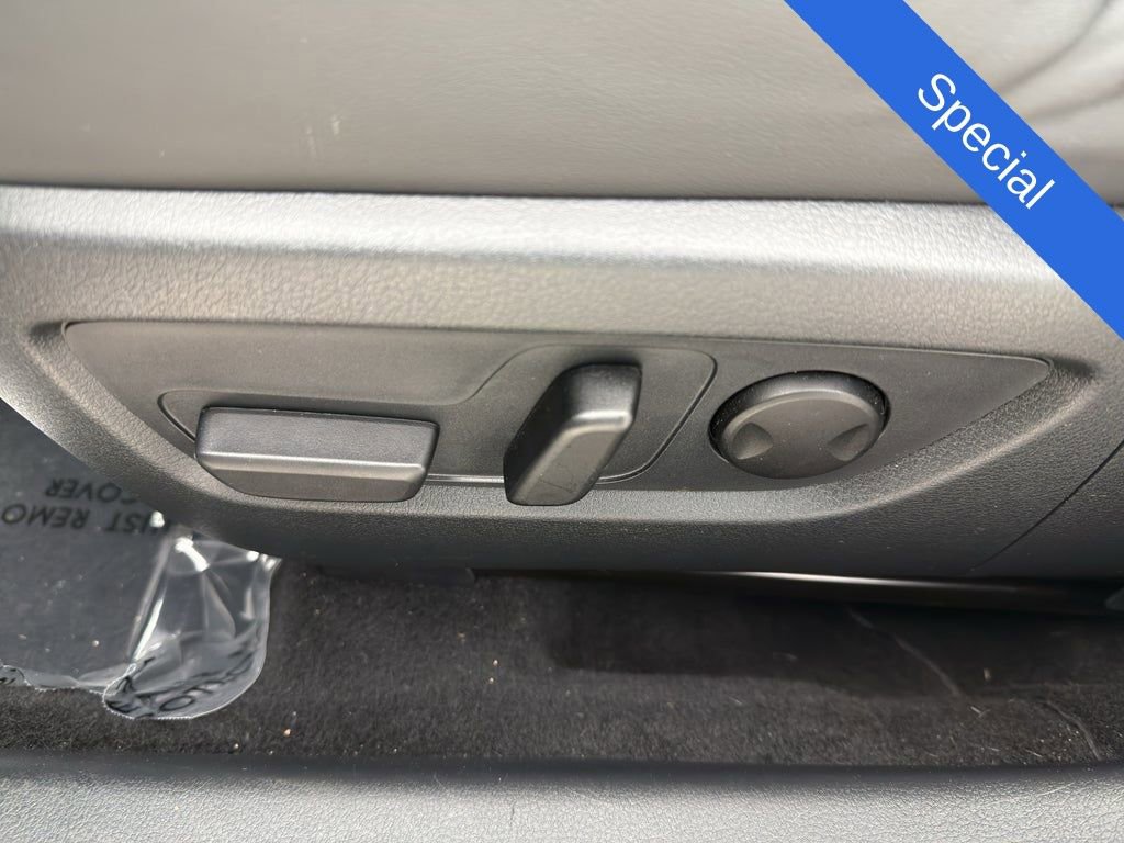 Used 2023 MAZDA CX-30 AWD 2.5 S w/ Premium Package image 21