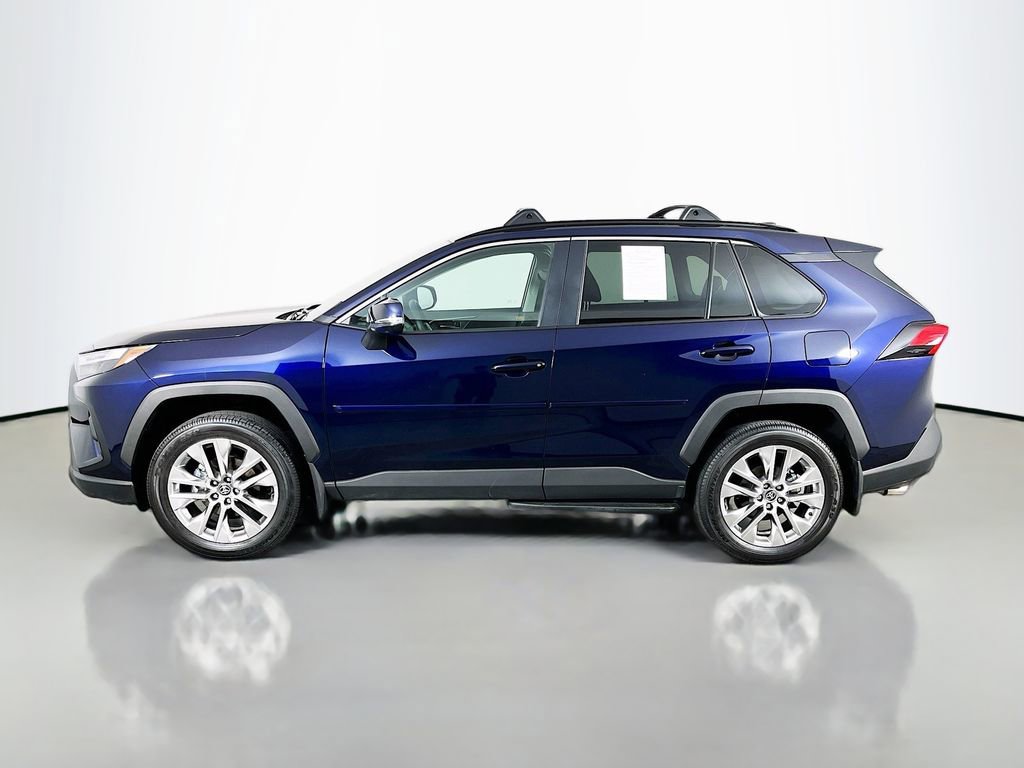 Used 2025 Toyota RAV4 XLE Premium AWD/4WD image 5