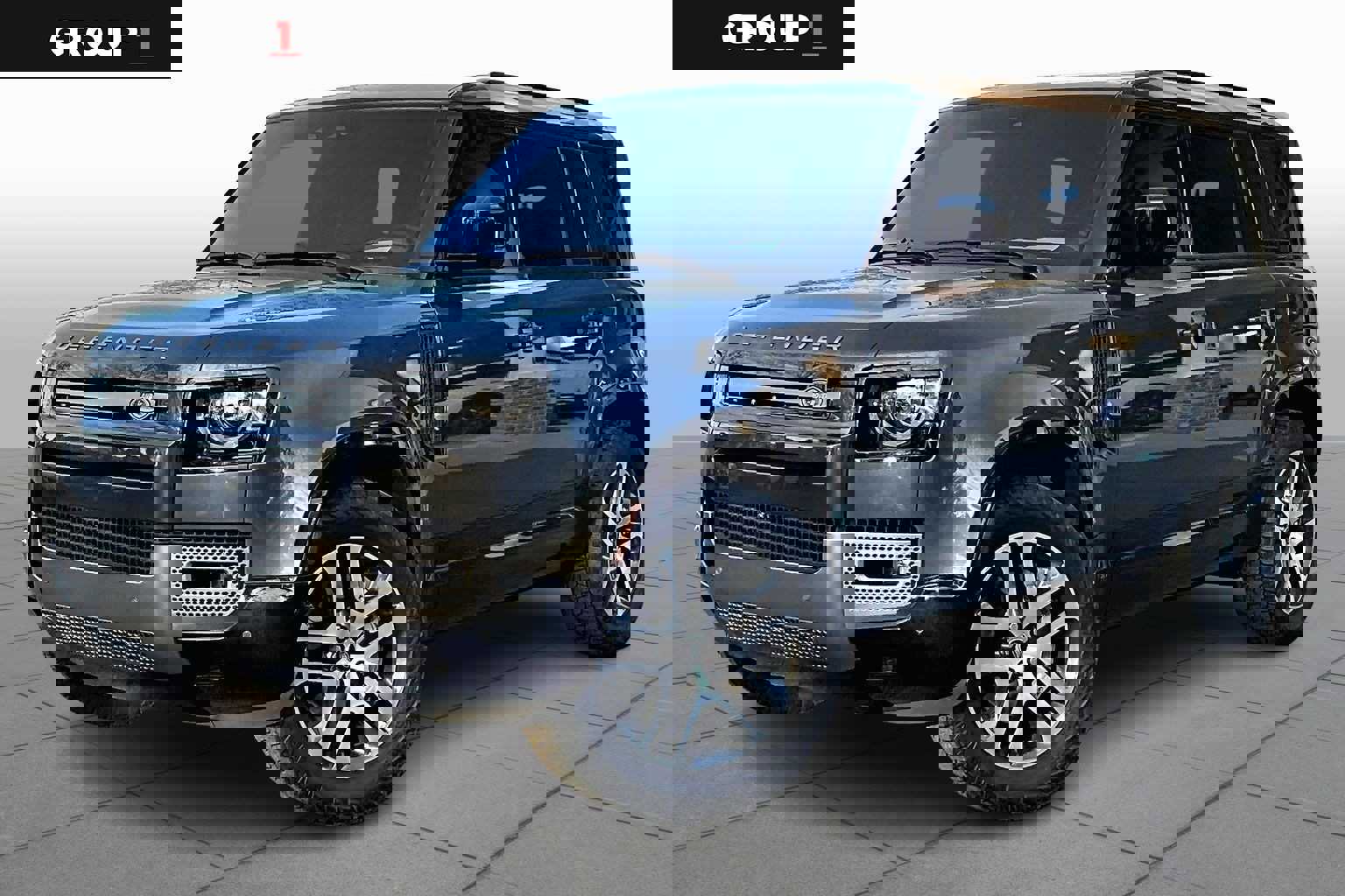 Used 2025 Land Rover Defender 110 X-Dynamic SE video 1