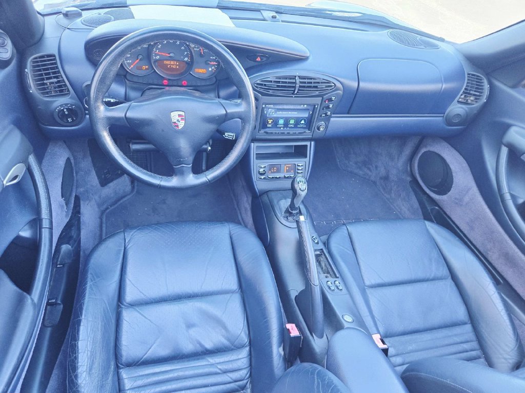 Used 2001 Porsche Boxster RWD image 9