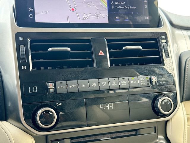 Certified 2022 Lexus GX 460 Premium w/ Premium Plus Package AWD/4WD image 32