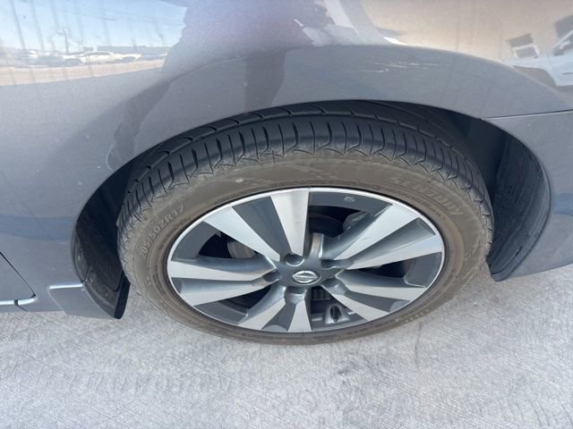 Used 2019 Nissan Sentra SV w/ Special Edition Package image 4