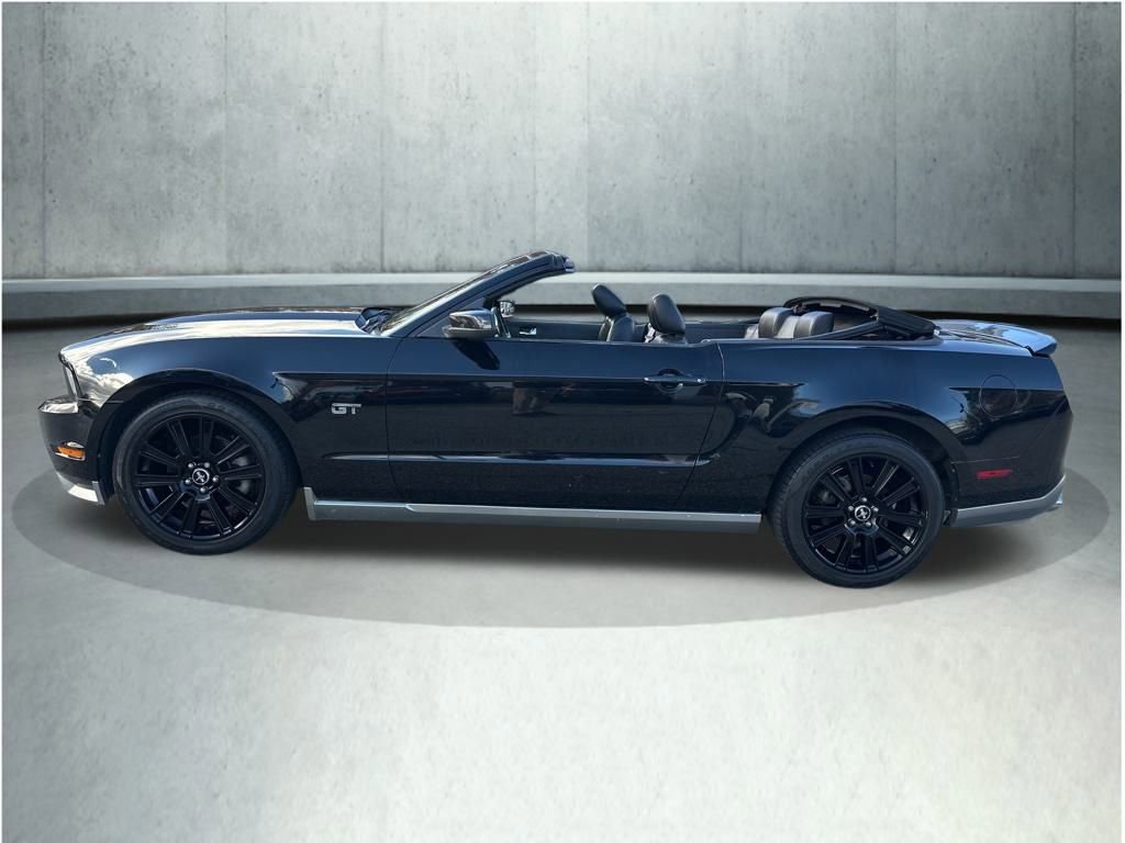 Used 2010 Ford Mustang GT Premium image 14