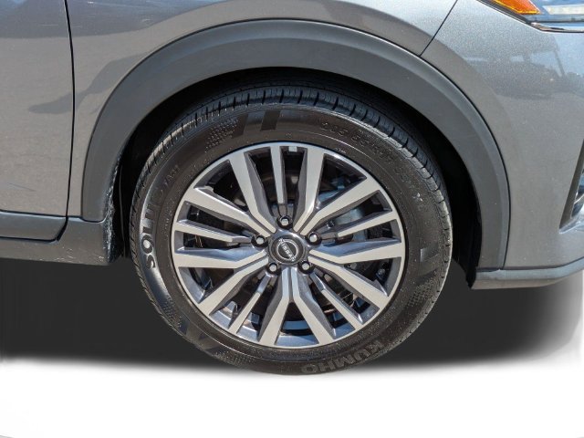 Used 2024 Nissan Kicks SR FWD image 11