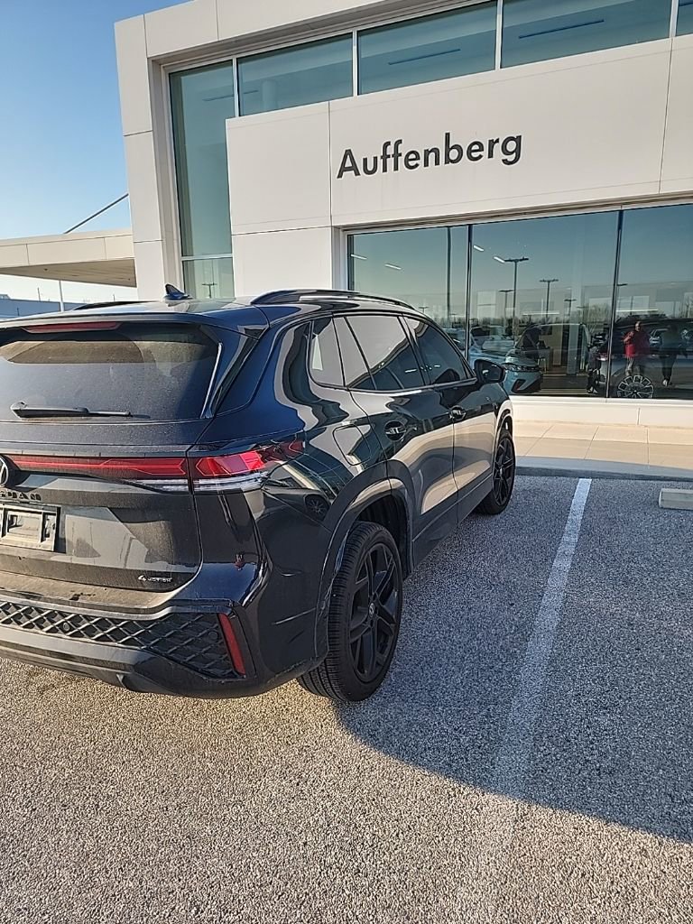 Used 2026 Volkswagen Tiguan SE R-Line image 10